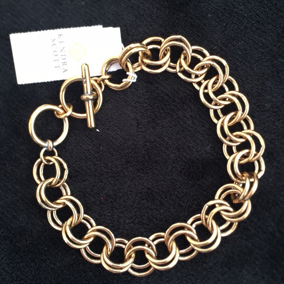 New Kendra Scott Double Link Bracelet with 3 Gold Tone Charm Accessories - Picture 3 of 11